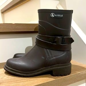 Aigle 38 rain boots worn 4 times